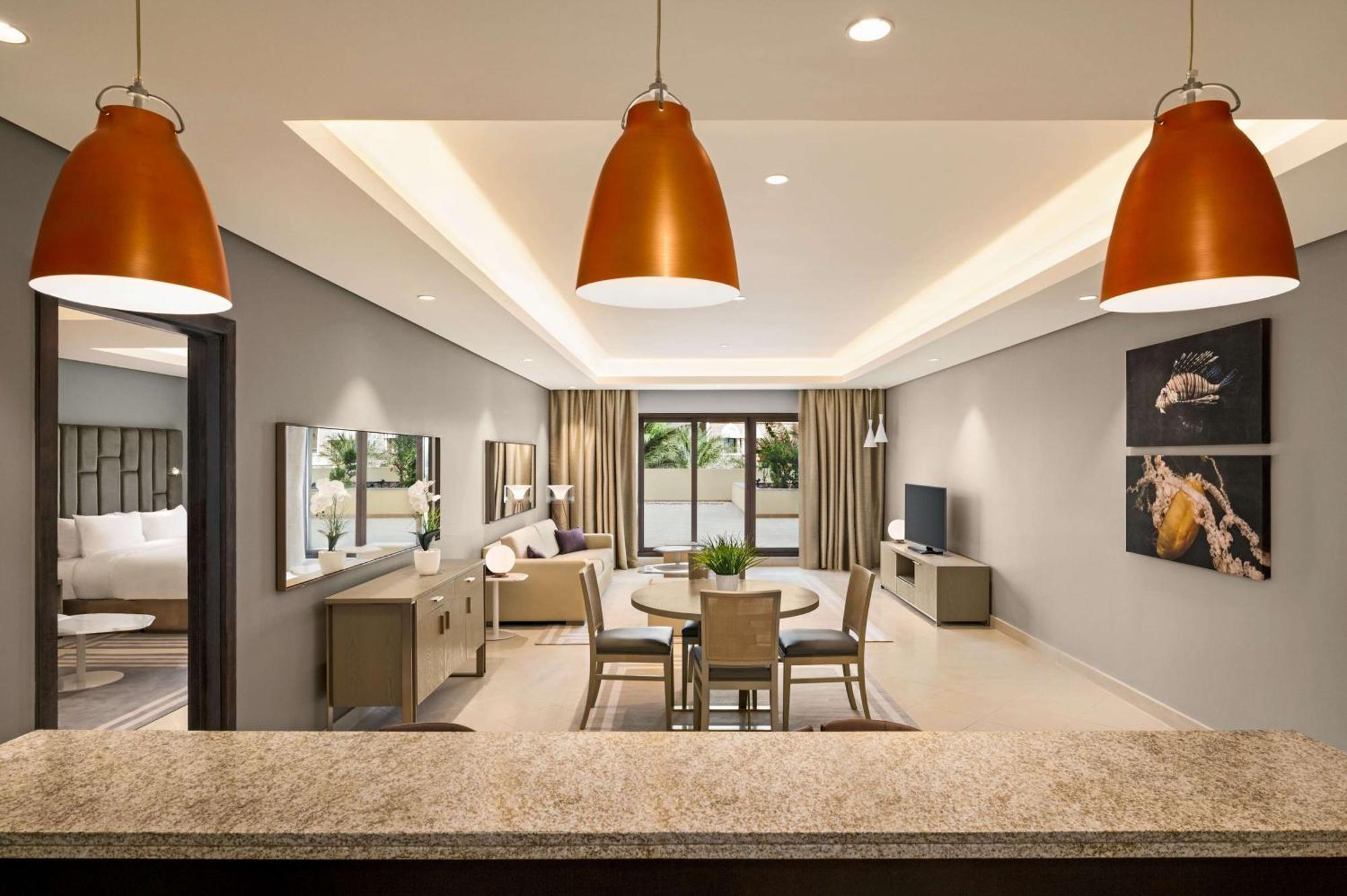 Wyndham Residences The Palm Dubai Dış mekan fotoğraf A typical apartment interior